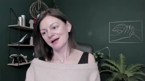 Vivian online show from February 6, 2026, 7:02 am