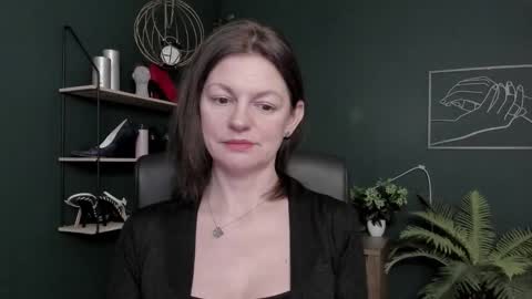 Vivian online show from February 12, 2026, 7:03 am