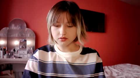 Aurora online show from December 15, 2025, 9:24 am