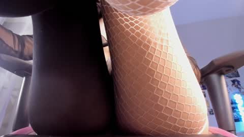 Snapshot of vivian_qwerty chatting on December 2, 2024, 7:25 am vivian_qwerty online show from December 2, 2024, 7:25 am