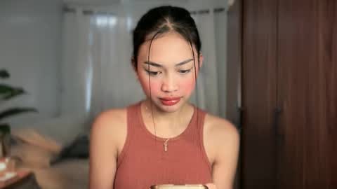 Snapshot of vivian_roberts chatting on June 6, 2026, 10:47 pm Vivian online show from June 6, 2026, 10:47 pm