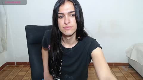 Snapshot of vivianalatin chatting on June 3, 2026, 12:08 pm instagram Viviana73215 online show from June 3, 2026, 12:08 pm