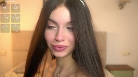 Nelly and Mari online show from October 30, 2025, 7:21 am