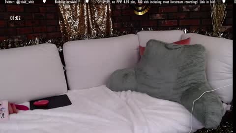 Whitney online show from January 7, 2025, 4:18 am