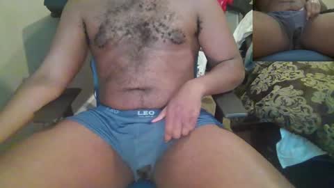 youngbbc538 online show from February 10, 2025, 3:21 pm