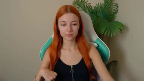 Vivien online show from November 22, 2025, 8:19 pm