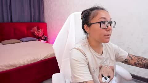 Vivien online show from June 28, 2026, 11:44 pm