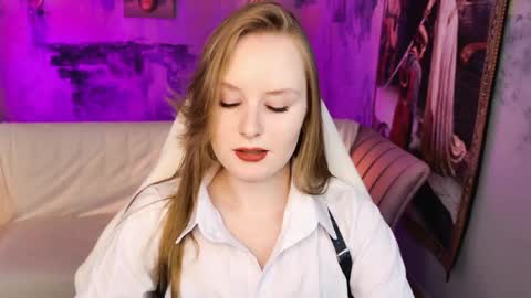 Vivien online show from May 2, 2026, 5:23 am