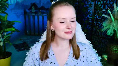 Vivien online show from June 23, 2026, 5:27 am