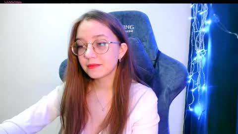 Snapshot of vivivivikkie chatting on May 23, 2026, 9:19 pm vivivivikkie online show from May 23, 2026, 9:19 pm
