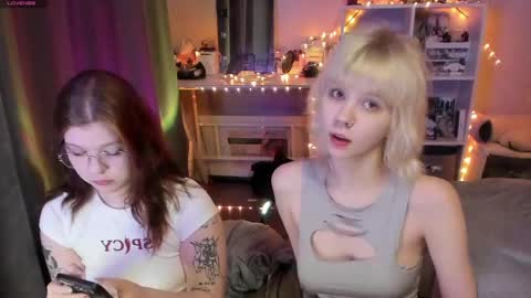 Snapshot of vivy_ chatting on May 20, 2026, 9:21 pm chatur babes online show from May 20, 2026, 9:21 pm