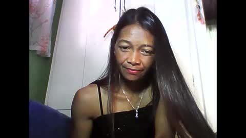 Snapshot of vixen_lina chatting on May 7, 2026, 6:52 am vixen_lina online show from May 7, 2026, 6:52 am
