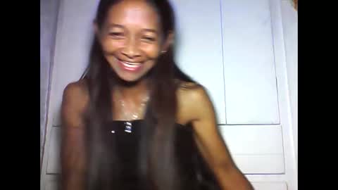 Snapshot of vixen_lina chatting on May 22, 2026, 6:46 pm vixen_lina online show from May 22, 2026, 6:46 pm