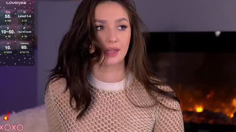 Snapshot of vixenamour chatting on January 22, 2025, 11:43 pm vixenamour online show from January 22, 2025, 11:43 pm