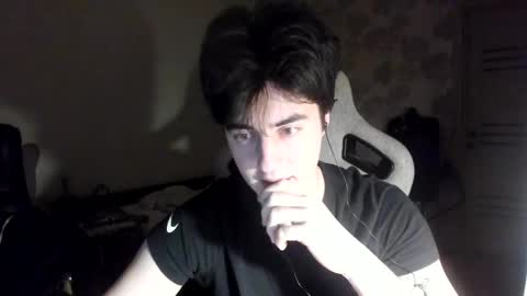 Snapshot of vlad1605 chatting on March 8, 2026, 1:14 am Martin online show from March 8, 2026, 1:14 am