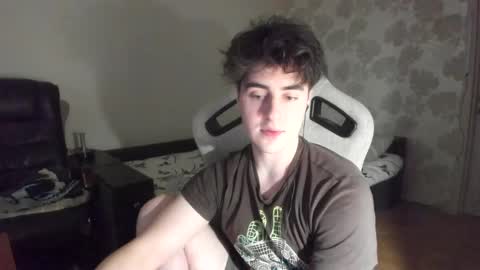Snapshot of vlad1605 chatting on May 16, 2026, 2:19 am Martin online show from May 16, 2026, 2:19 am