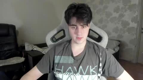 Snapshot of vlad1605 chatting on May 18, 2026, 12:55 pm Martin online show from May 18, 2026, 12:55 pm