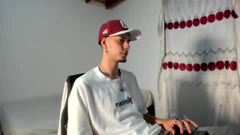 Snapshot of vlad__night chatting on April 21, 2026, 3:35 am Vlad online show from April 21, 2026, 3:35 am