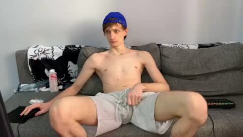 Snapshot of vlad_ggvldd chatting on July 22, 2026, 2:20 pm Vlad Dinovich online show from July 22, 2026, 2:20 pm