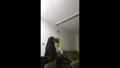 vladumyr online show from December 17, 2025, 6:36 pm