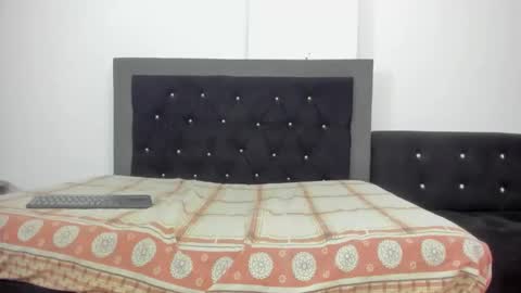 Snapshot of vlisper chatting on February 21, 2026, 1:45 pm Lis online show from February 21, 2026, 1:45 pm