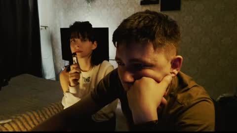 VoidCouple online show from April 5, 2026, 2:47 pm