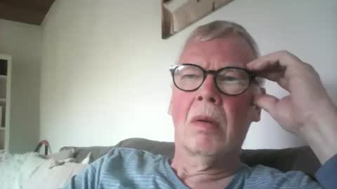 Snapshot of volkeronly chatting on September 26, 2025, 11:47 am volkeronly online show from September 26, 2025, 11:47 am