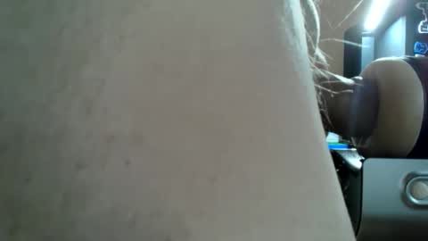 volleeier69 online show from April 17, 2026, 4:21 pm