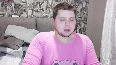 Snapshot of volshebnik_130 chatting on January 19, 2026, 2:37 am Volshebnik1302 online show from January 19, 2026, 2:37 am