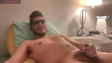 voltagebeard online show from May 28, 2026, 2:42 am