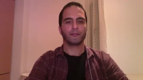 volve5 online show from February 12, 2025, 9:01 pm