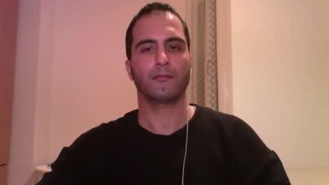 volve5 online show from February 25, 2025, 3:42 am