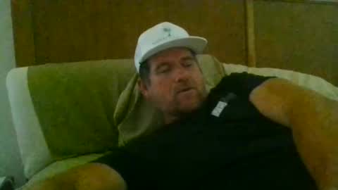 Snapshot of von73072 chatting on July 26, 2026, 7:21 pm von73072 online show from July 26, 2026, 7:21 pm
