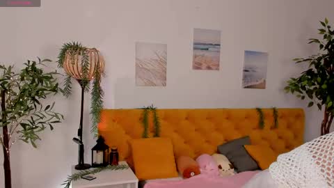Snapshot of vonen_ray chatting on May 16, 2026, 9:39 am Vonen online show from May 16, 2026, 9:39 am