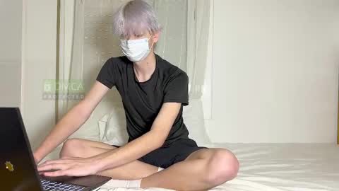 vornyx online show from May 26, 2026, 2:24 pm