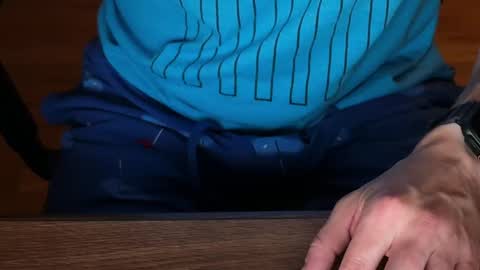 Snapshot of voterki796 chatting on September 17, 2025, 1:51 am voterki796 online show from September 17, 2025, 1:51 am