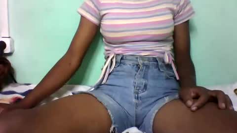 Snapshot of vounialdy chatting on January 26, 2025, 8:14 am vounialdy online show from January 26, 2025, 8:14 am