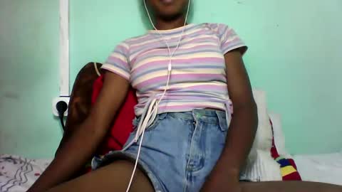 Snapshot of vounialdy chatting on January 27, 2025, 2:46 pm vounialdy online show from January 27, 2025, 2:46 pm