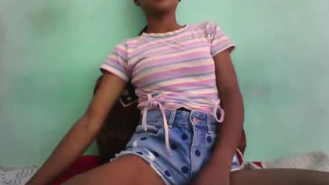 Snapshot of vounialdy chatting on March 8, 2025, 5:59 am vounialdy online show from March 8, 2025, 5:59 am