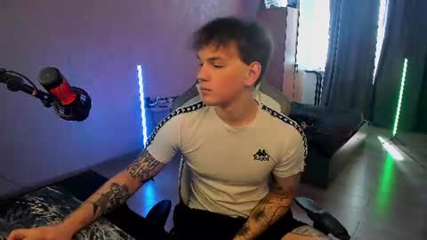 Snapshot of vova_belkin_ chatting on August 8, 2026, 11:01 am vova online show from August 8, 2026, 11:01 am