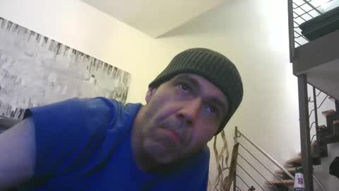 voyeuredeluxe online show from February 3, 2026, 6:40 am