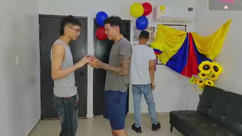 voyeurism_guys online show from July 8, 2026, 10:47 pm