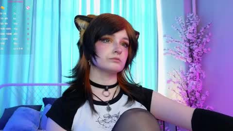 Snapshot of vronnier chatting on May 22, 2026, 4:23 pm vronnier online show from May 22, 2026, 4:23 pm
