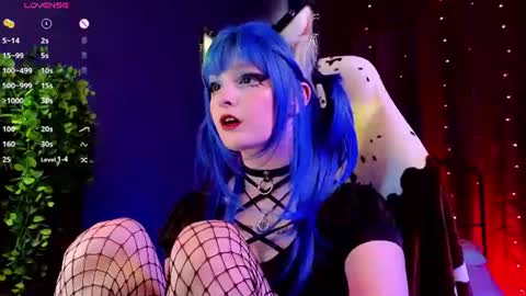 Snapshot of vronnier chatting on July 31, 2026, 3:11 pm vronnier online show from July 31, 2026, 3:11 pm