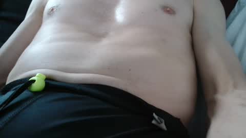 Snapshot of vrouwen_verwenner chatting on June 1, 2026, 7:15 pm Mac Miller online show from June 1, 2026, 7:15 pm