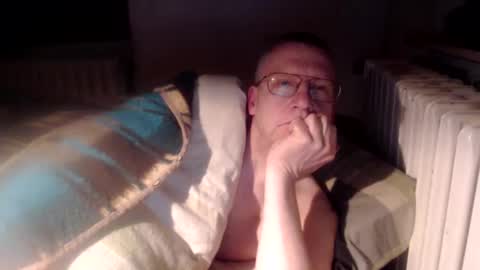 vthomasp719 online show from February 17, 2026, 9:28 am