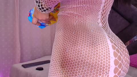 Snapshot of vvioleta_ chatting on January 11, 2025, 3:13 am Violeta online show from January 11, 2025, 3:13 am