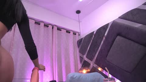 Snapshot of vvioleta_ chatting on January 28, 2025, 6:05 am Violeta online show from January 28, 2025, 6:05 am