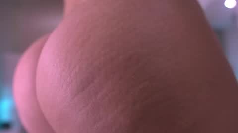 Violeta online show from April 10, 2026, 3:56 am