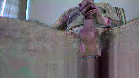 Snapshot of vype121 chatting on January 7, 2026, 3:25 pm vype121 online show from January 7, 2026, 3:25 pm